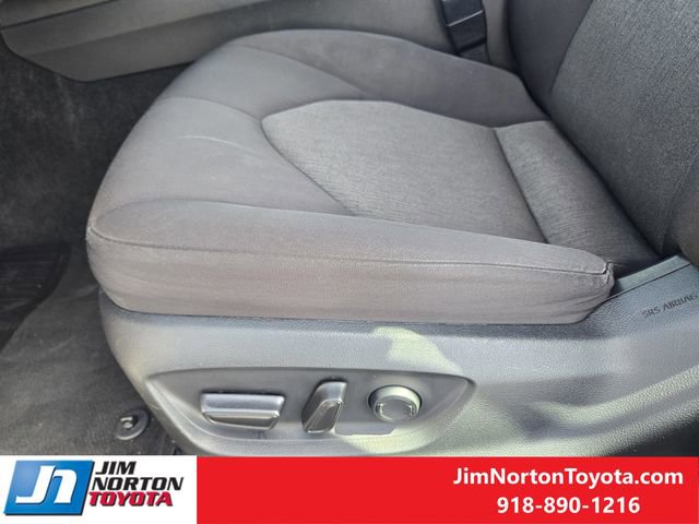 Used 2024 Toyota Camry LE FWD image 25