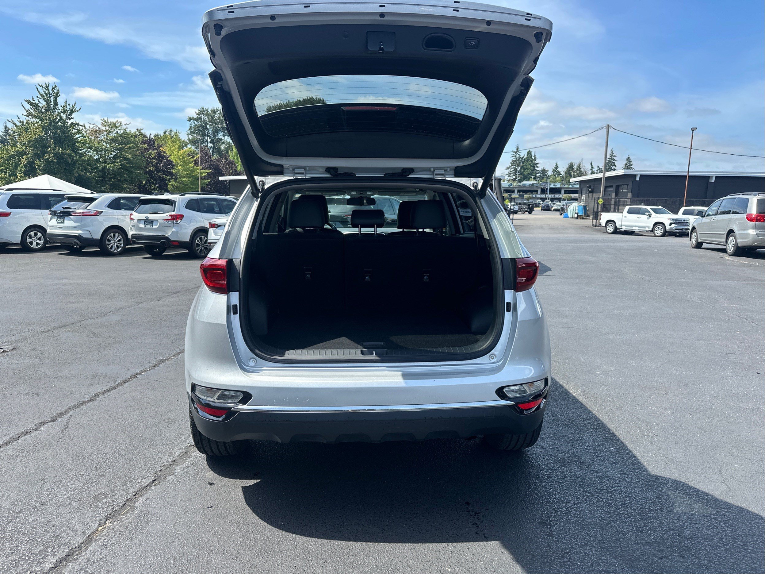 Used 2022 Kia Sportage EX AWD/4WD image 11