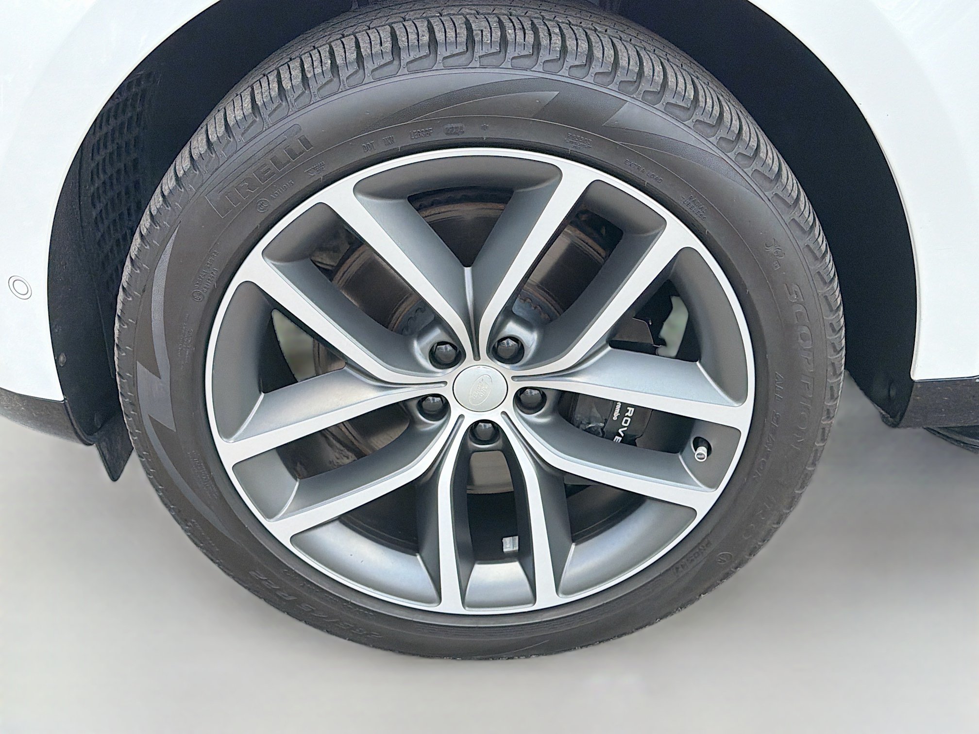 Used 2024 Land Rover Range Rover Long Wheelbase Autobiography AWD/4WD image 42
