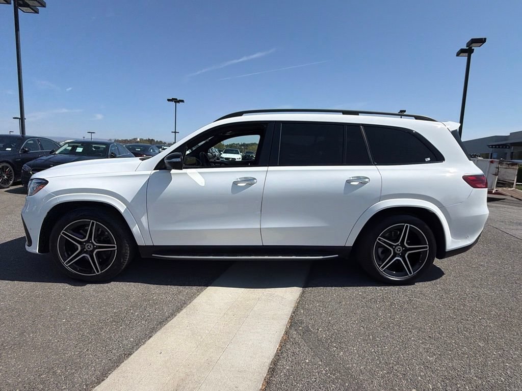 Used 2024 Mercedes-Benz GLS 450 4MATIC image 12