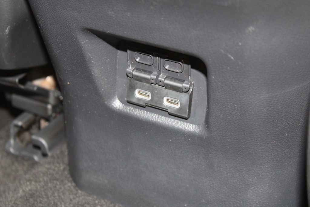 Used 2023 Toyota RAV4 XLE w/ Convenience Package image 32