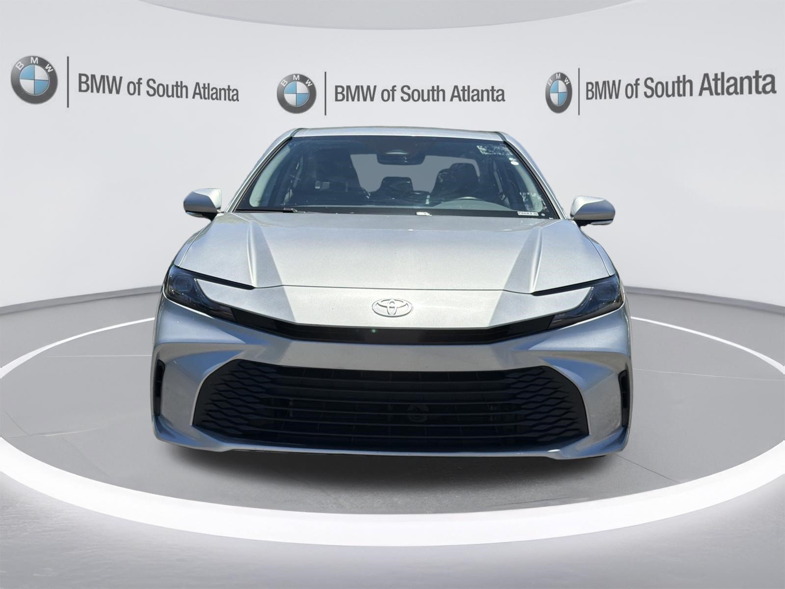 Used 2025 Toyota Camry LE AWD/4WD image 30