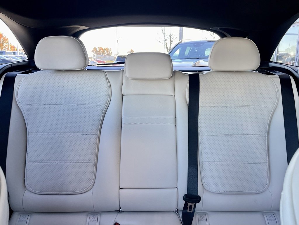 Used 2025 Mercedes-Benz GLC 350e 4MATIC image 62