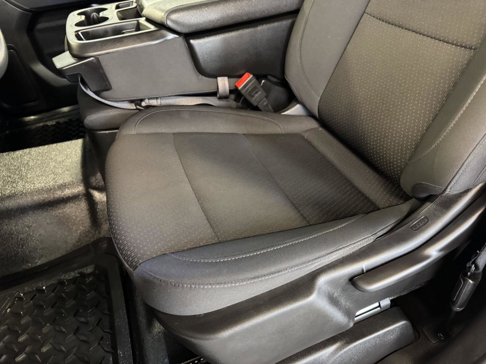 Used 2025 Chevrolet Silverado 1500 W/T w/ Trailering Package image 20