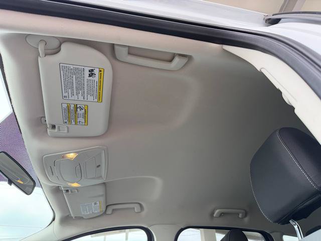 Used 2016 Ford Escape SE w/ Equipment Group 201A FWD image 15