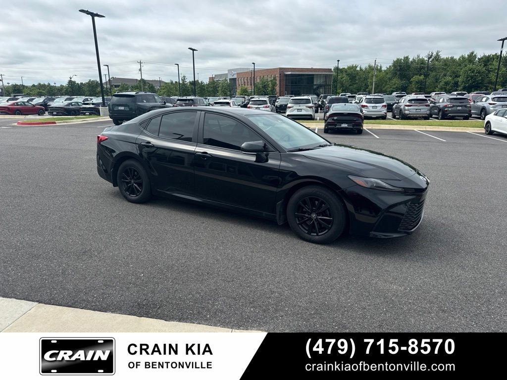 Used 2025 Toyota Camry LE FWD image 2