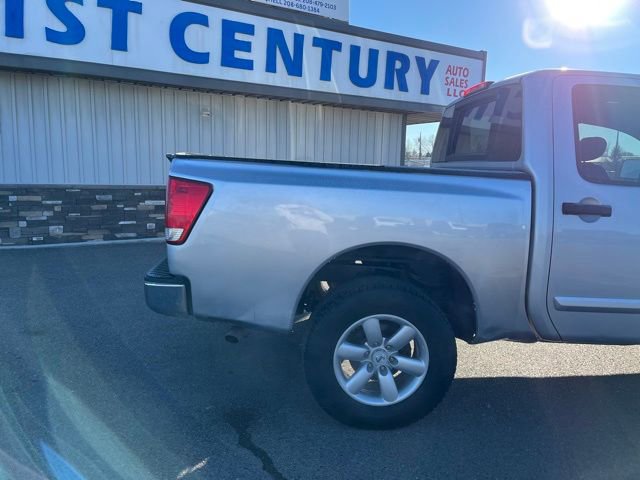 Used 2015 Nissan Titan S AWD/4WD image 14