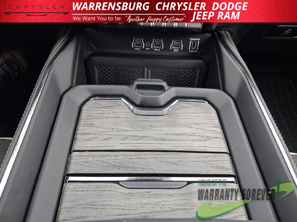 Used 2026 RAM 1500 Limited w/ Body Color Bumper Group AWD/4WD image 23