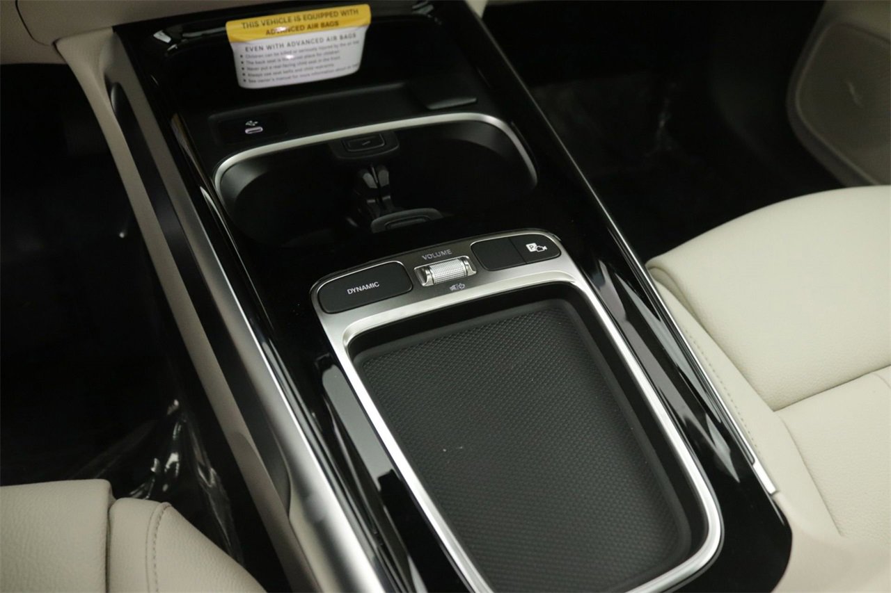 New 2026 Mercedes-Benz GLB 250 image 7