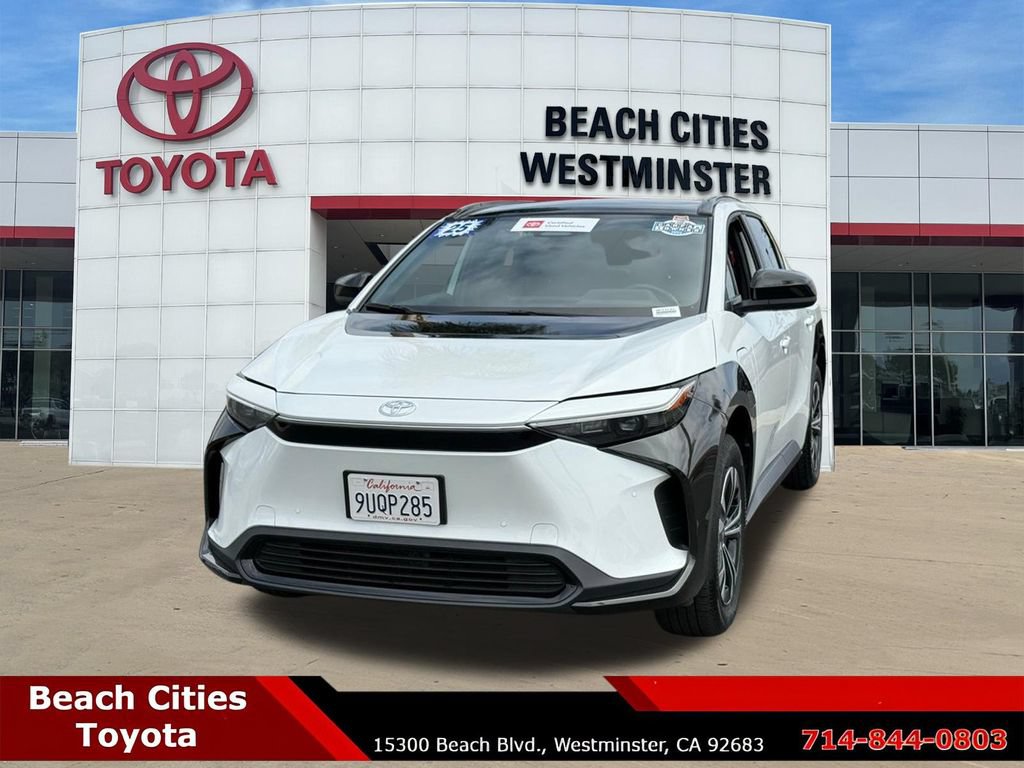 Certified 2025 Toyota bZ4X FWD image 5