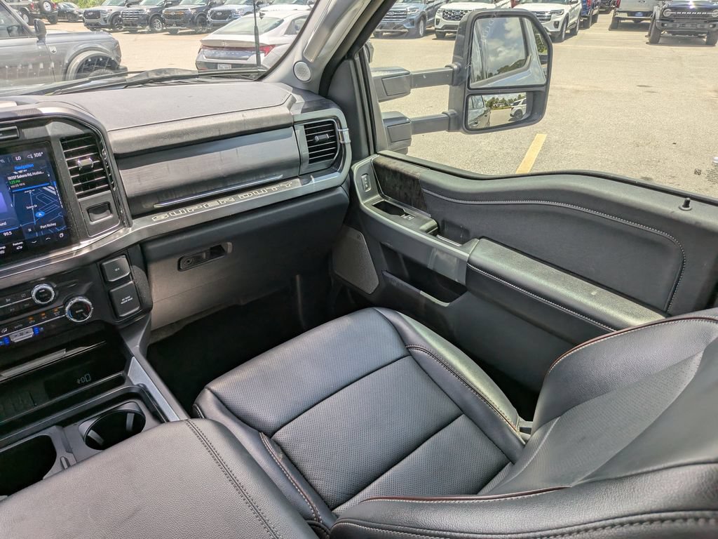 Used 2024 Ford F250 Lariat w/ Lariat Ultimate Package AWD/4WD image 8