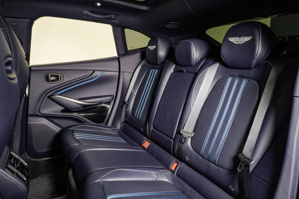 Used 2025 Aston Martin DBX 707 AWD/4WD image 20