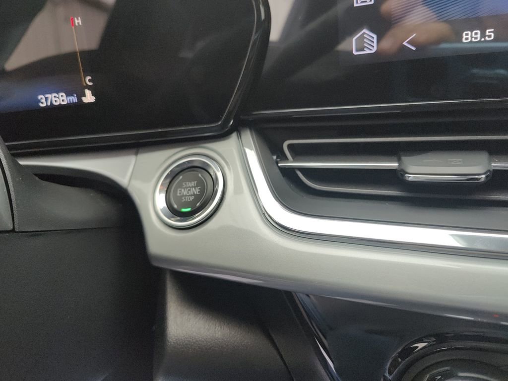 New 2025 Chevrolet Trax LT image 21