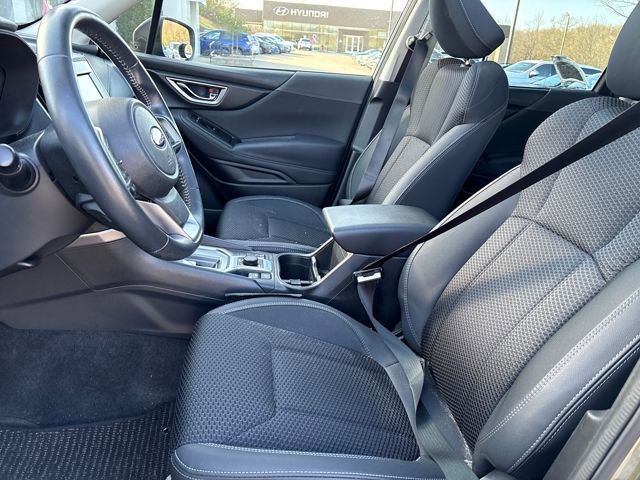 Used 2023 Subaru Forester Premium image 9