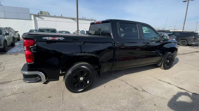 Used 2022 Chevrolet Silverado 1500 LT image 2