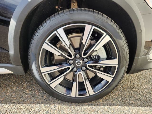 Certified 2026 Volvo V60 B5 Cross Country Ultra w/ Climate Package image 21