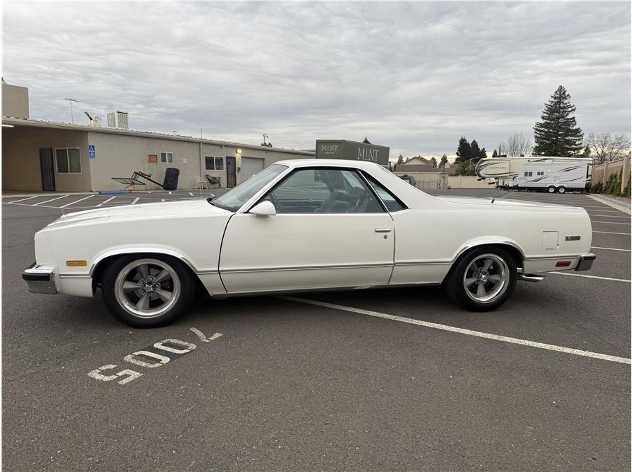 Used 1987 Chevrolet El Camino V8 image 4