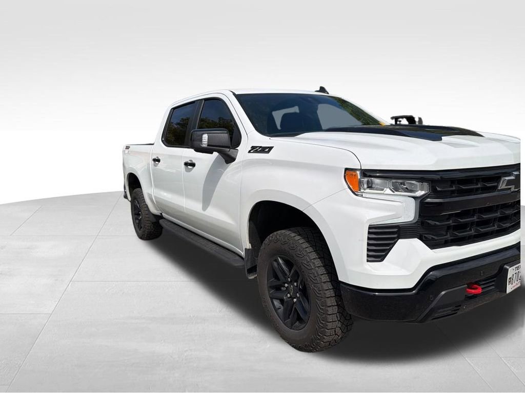 Used 2024 Chevrolet Silverado 1500 LT Trail Boss w/ Convenience Package II image 8
