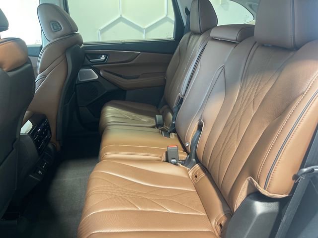 Used 2026 Acura MDX SH-AWD w/ Advance Package image 17