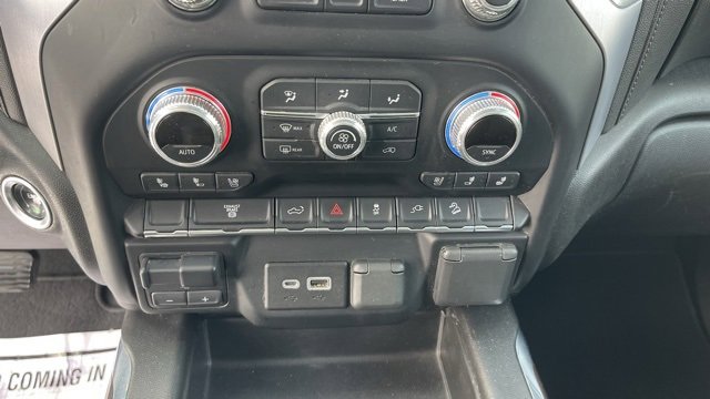 Used 2022 GMC Sierra 2500 SLT image 16