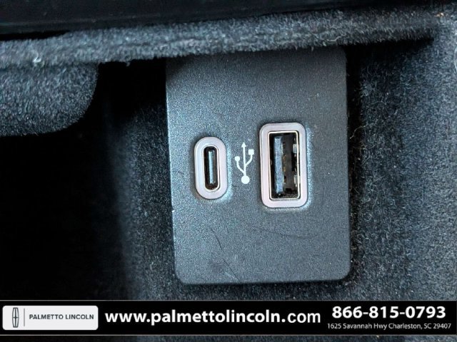 Certified 2022 Lincoln Nautilus FWD w/ Premium Package image 22