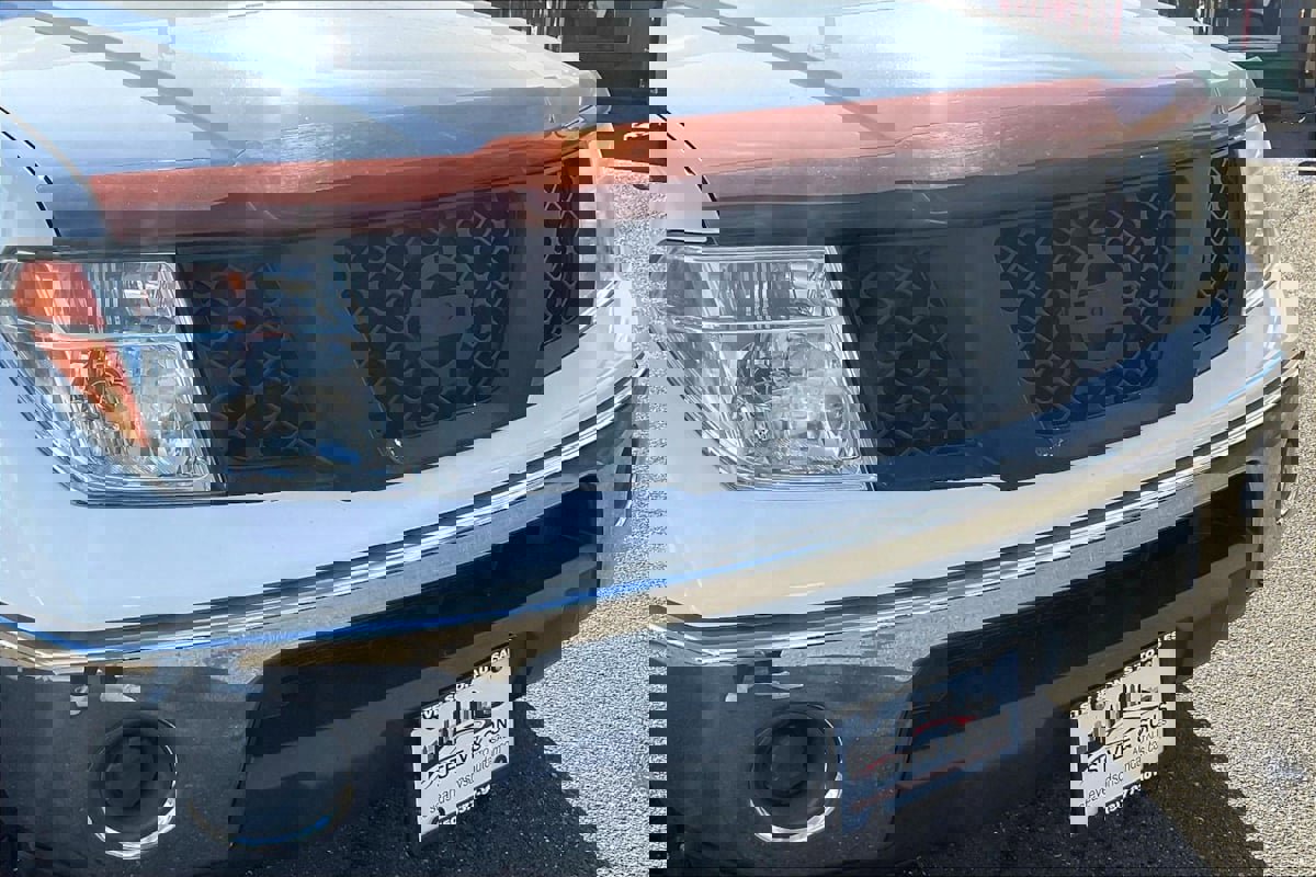 Used 2008 Nissan Frontier SE w/ SE Value Truck Pkg image 29