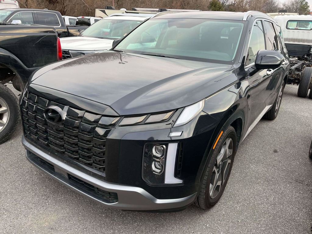 Used 2024 Hyundai Palisade SEL w/ Premium Package image 4