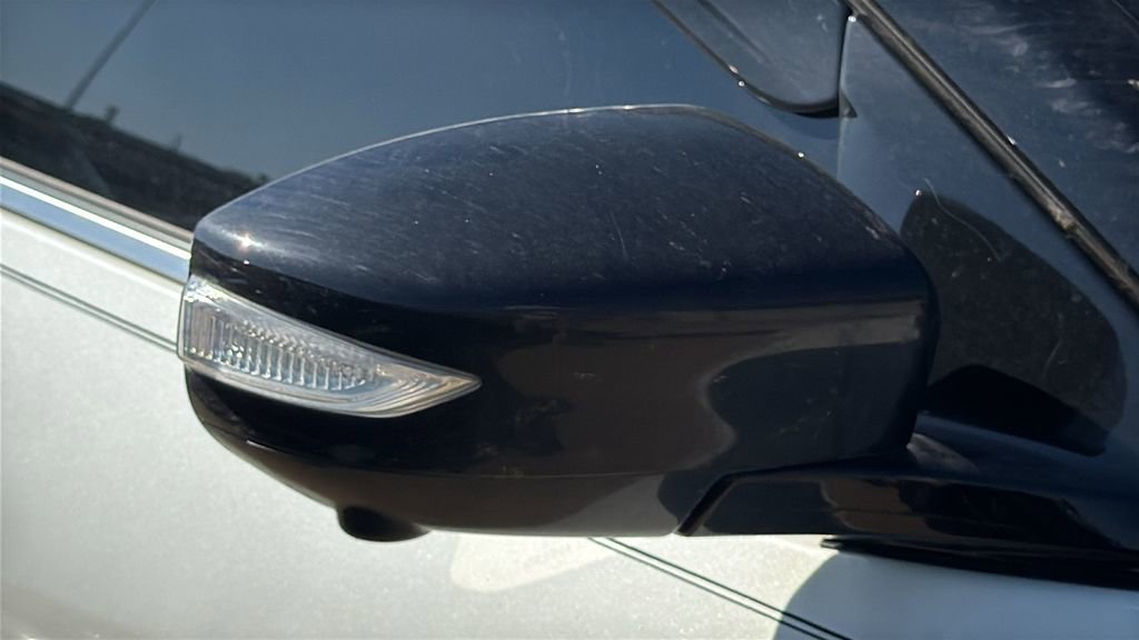 Used 2023 Nissan Maxima Platinum w/ Sport Mat Group FWD image 7