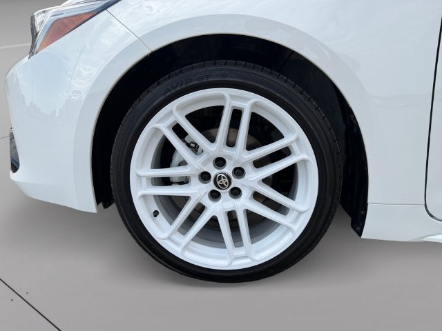 Used 2026 Toyota Corolla SE FWD image 9