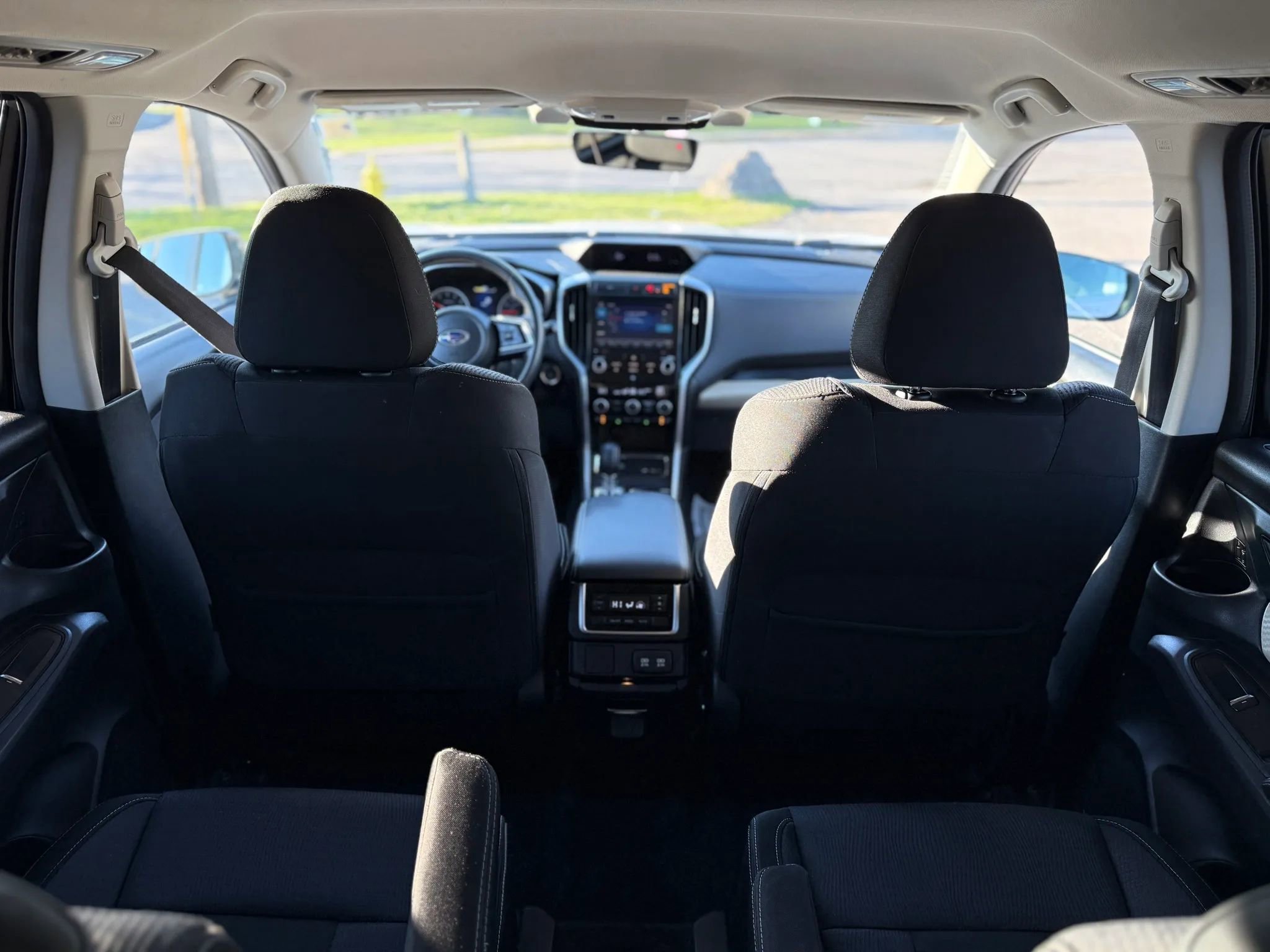 Used 2022 Subaru Ascent Premium w/ Convenience Package image 3