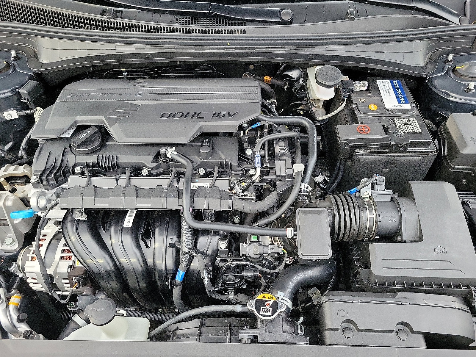 Certified 2025 Hyundai Elantra Sport image 19