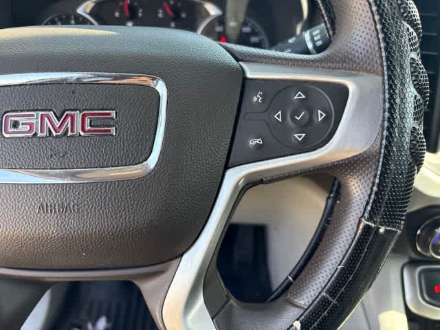 Used 2021 GMC Acadia SLE FWD image 13