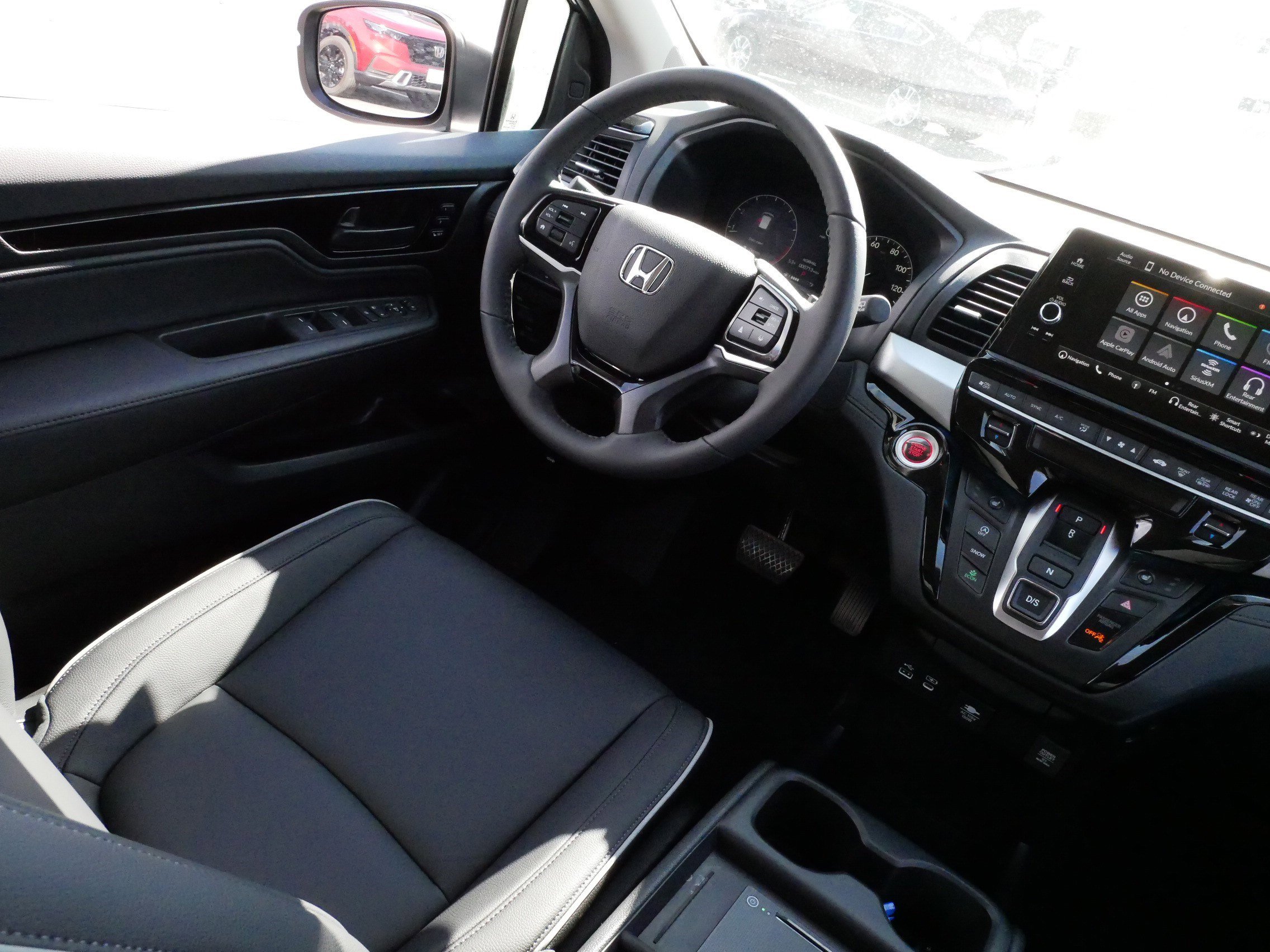 Certified 2026 Honda Odyssey Touring image 9