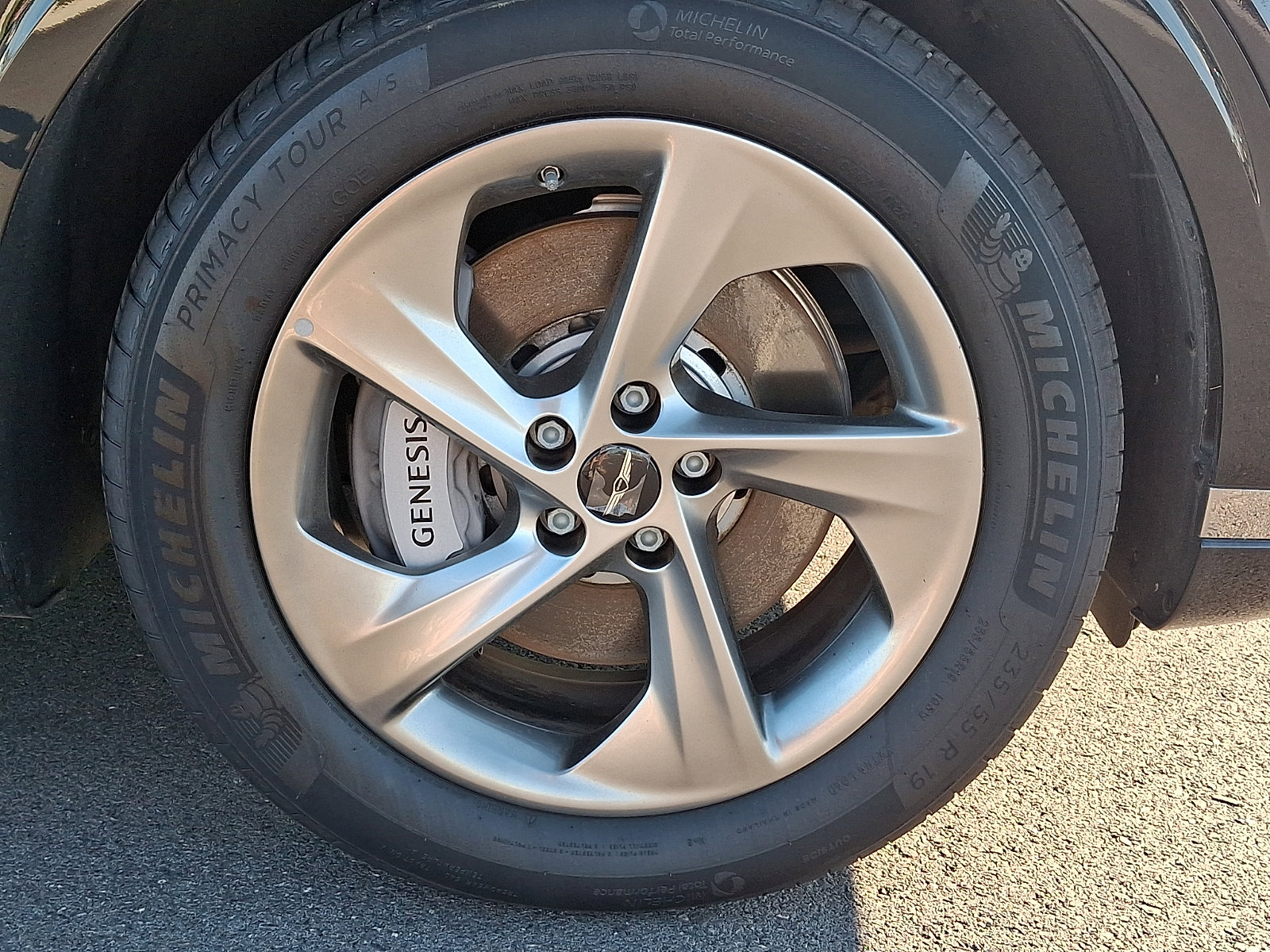 Certified 2026 Genesis GV70 2.5T Advanced AWD/4WD image 8