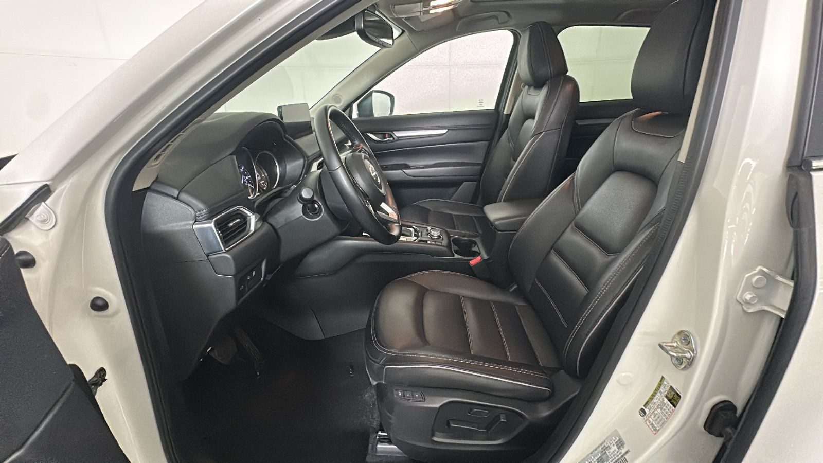 Used 2025 MAZDA CX-5 AWD 2.5 S w/ Preferred Package image 13