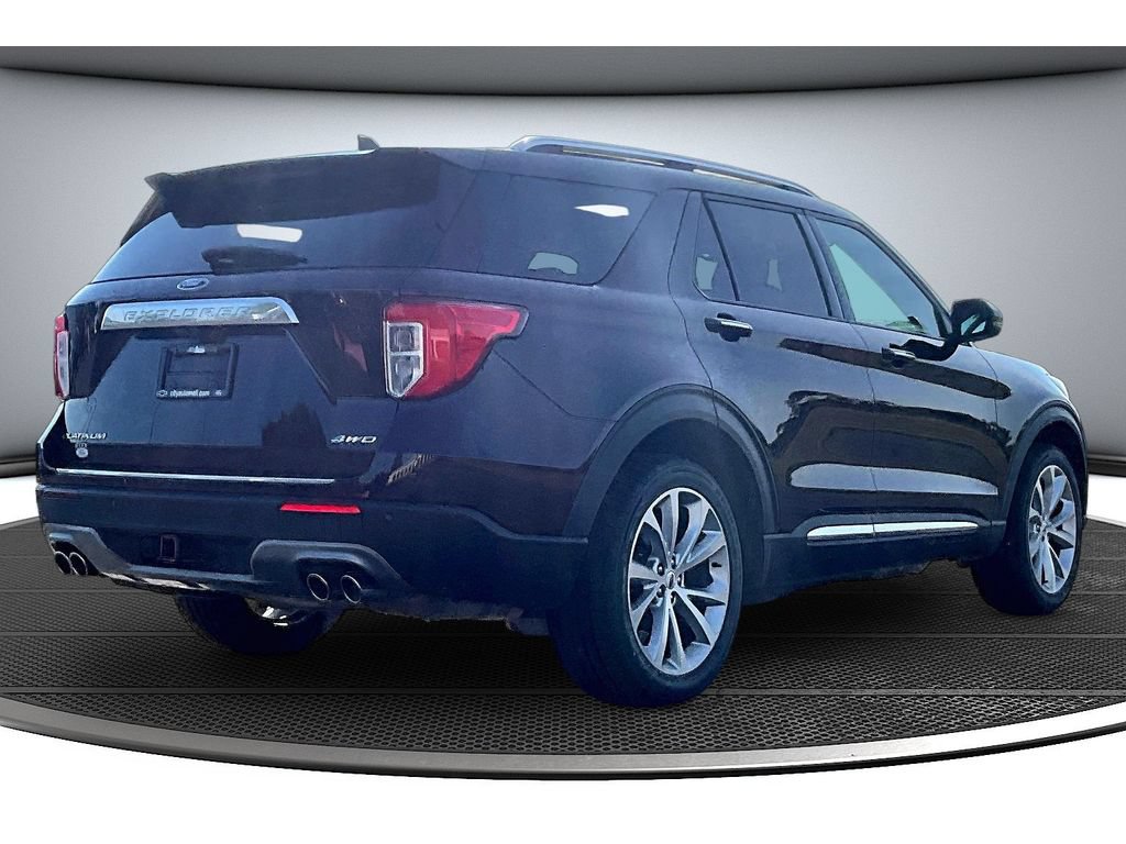 Used 2022 Ford Explorer Platinum w/ Equipment Group 601A AWD/4WD image 15