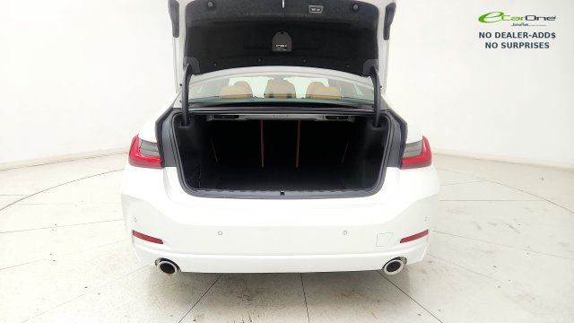 Used 2025 BMW 330i Sedan RWD image 29