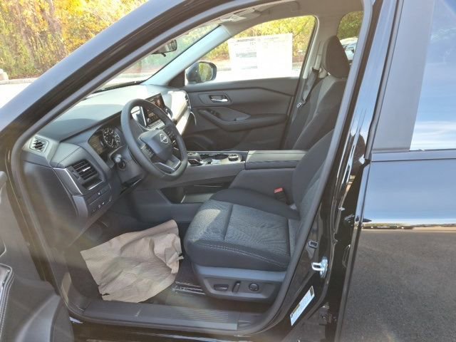 New 2026 Nissan Rogue SV w/ Cold Weather Package image 17