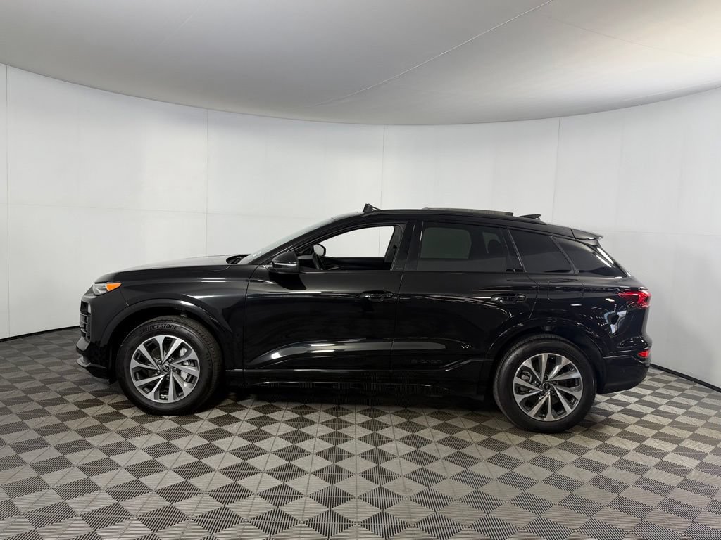Used 2025 Audi Q6 e-tron Premium w/ Convenience Package AWD/4WD image 11