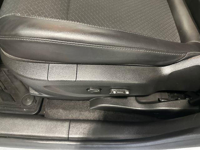 Certified 2022 Buick Encore Preferred w/ Safety Package image 26