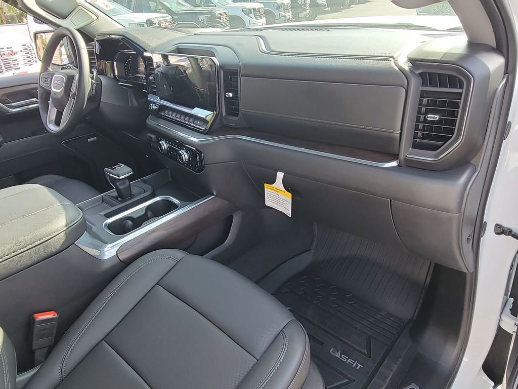 Used 2024 GMC Sierra 1500 SLT w/ SLT Premium Plus Package image 28