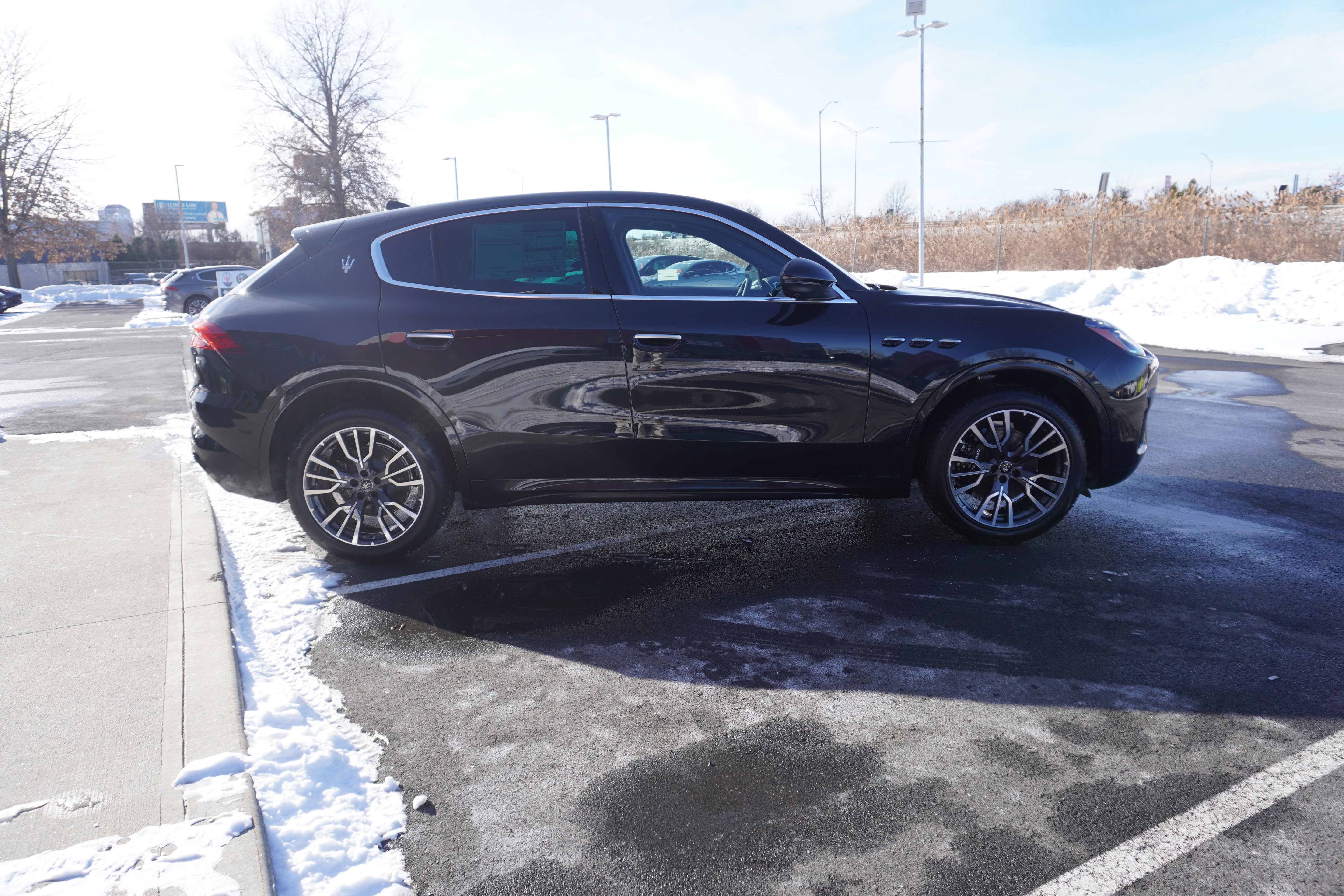 New 2025 Maserati Grecale GT image 5