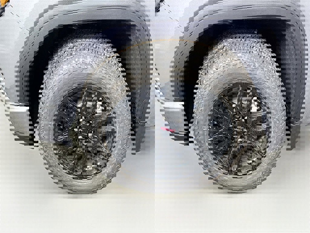 New 2026 GMC Sierra 1500 Elevation image 24