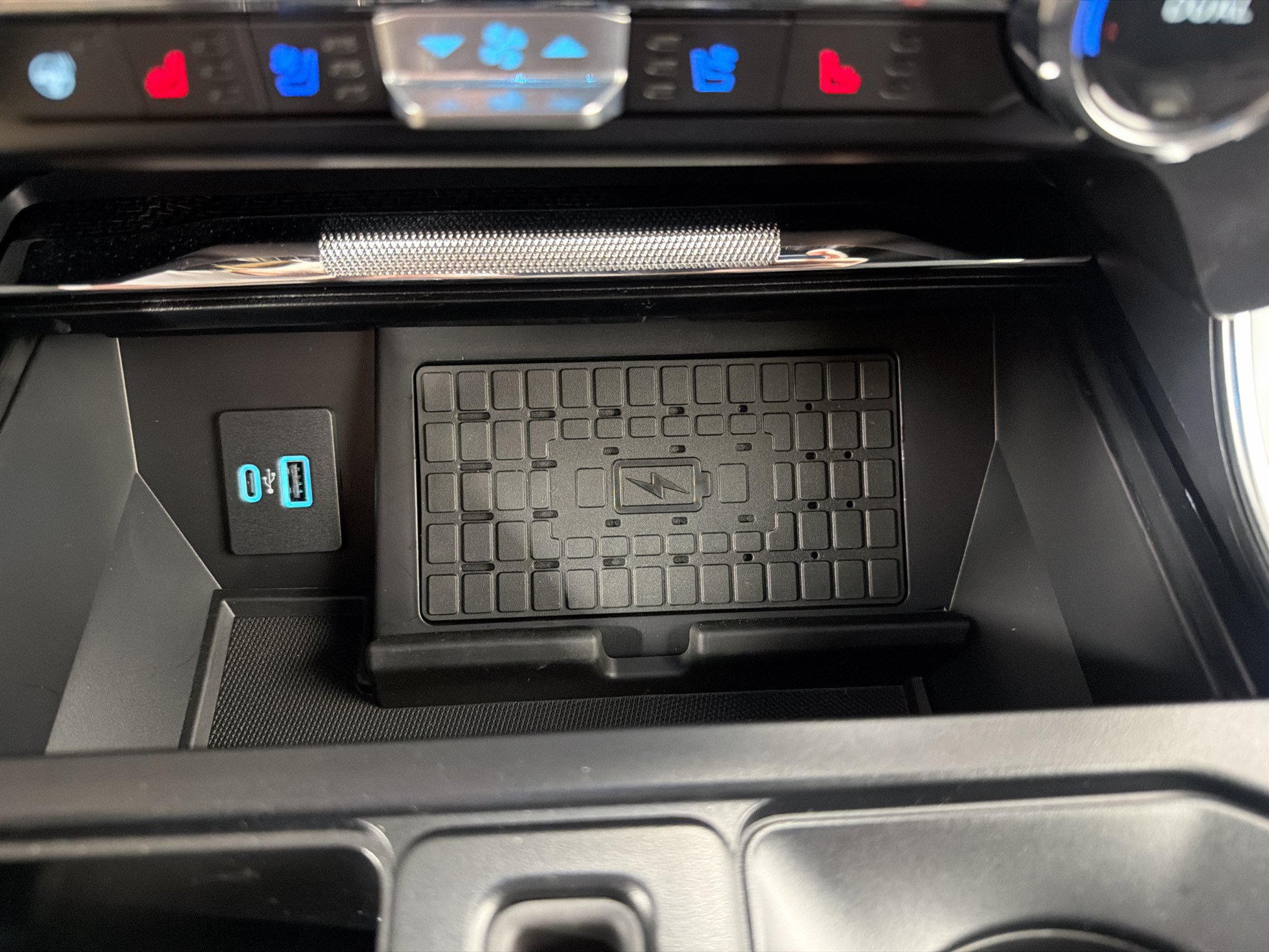 Used 2024 Ford F150 Raptor w/ Equipment Group 803A Raptor R AWD/4WD image 29