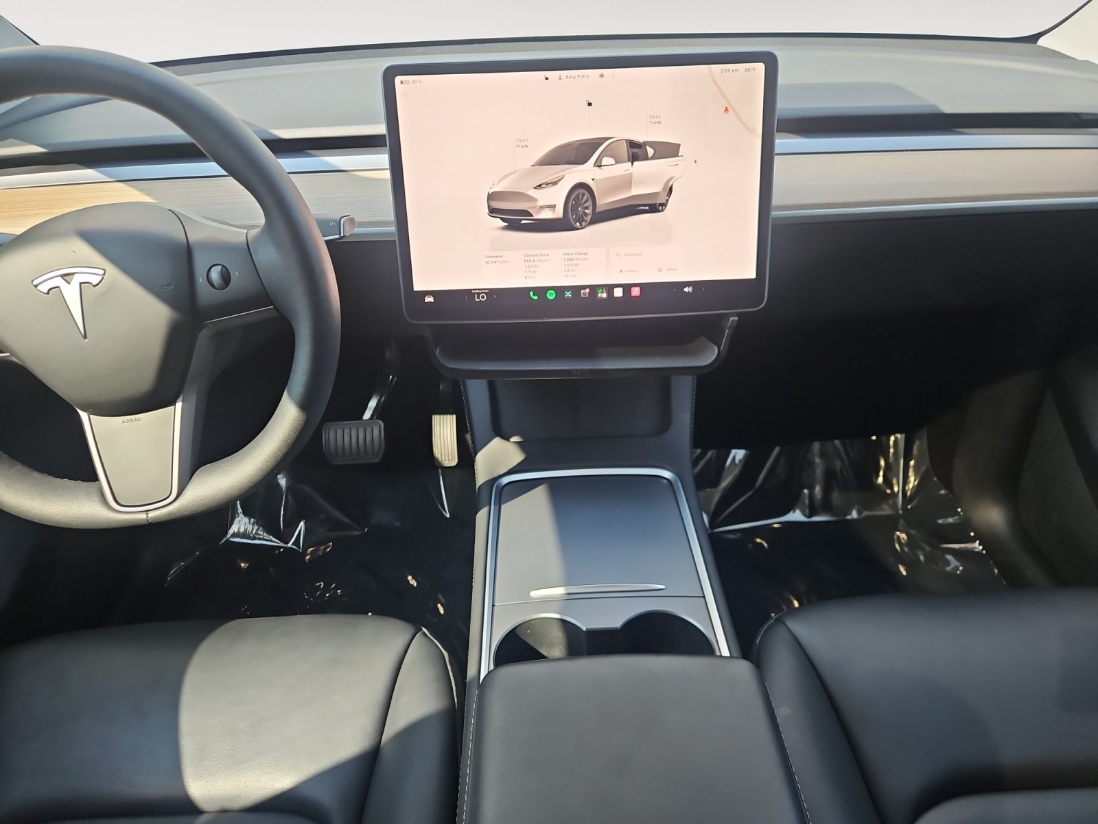 Used 2024 Tesla Model Y Long Range AWD/4WD image 11