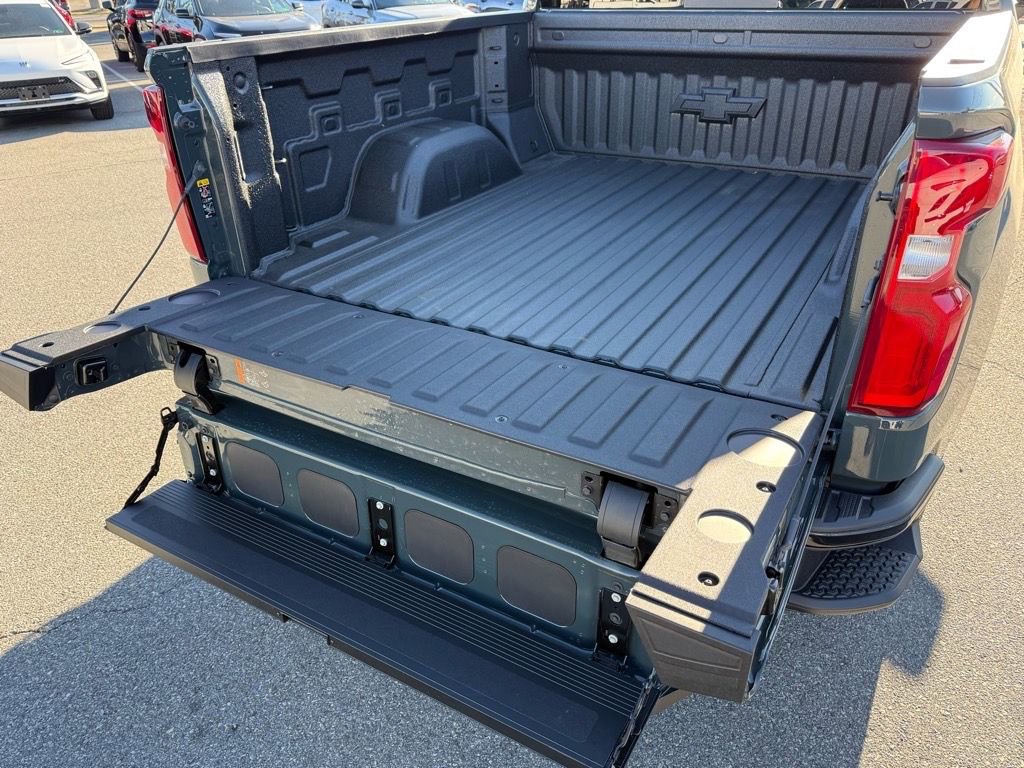 New 2026 Chevrolet Silverado 1500 LT Trail Boss w/ Convenience Package II image 5