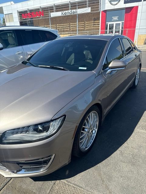 Used 2019 Lincoln MKZ Reserve FWD image 3