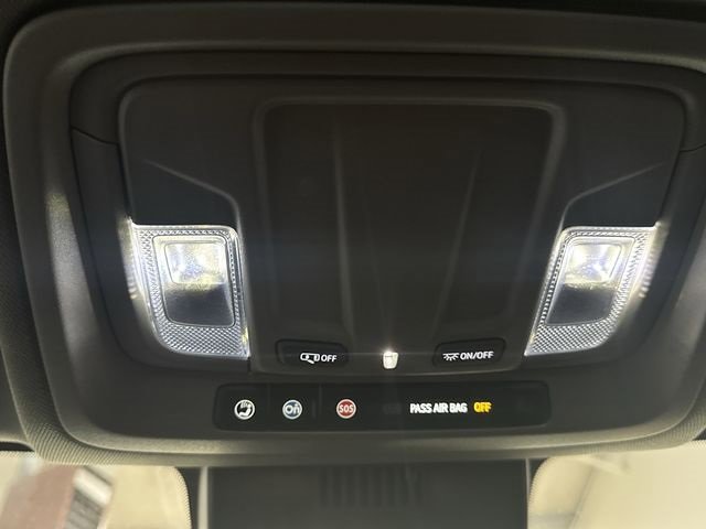 Certified 2025 Chevrolet Silverado 1500 W/T w/ WT Value Package image 14