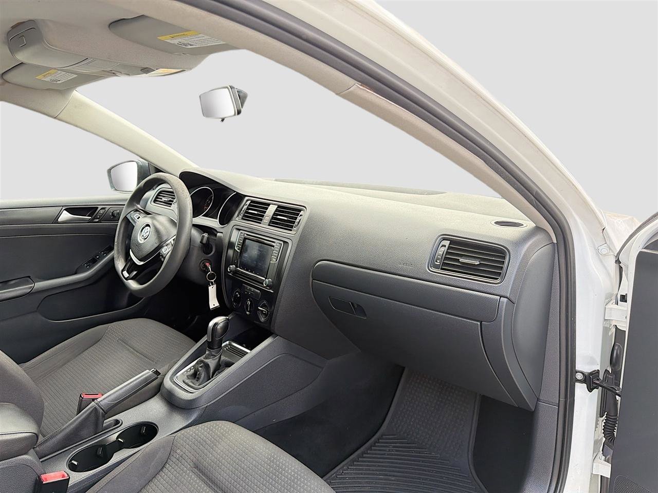 Used 2016 Volkswagen Jetta S image 29