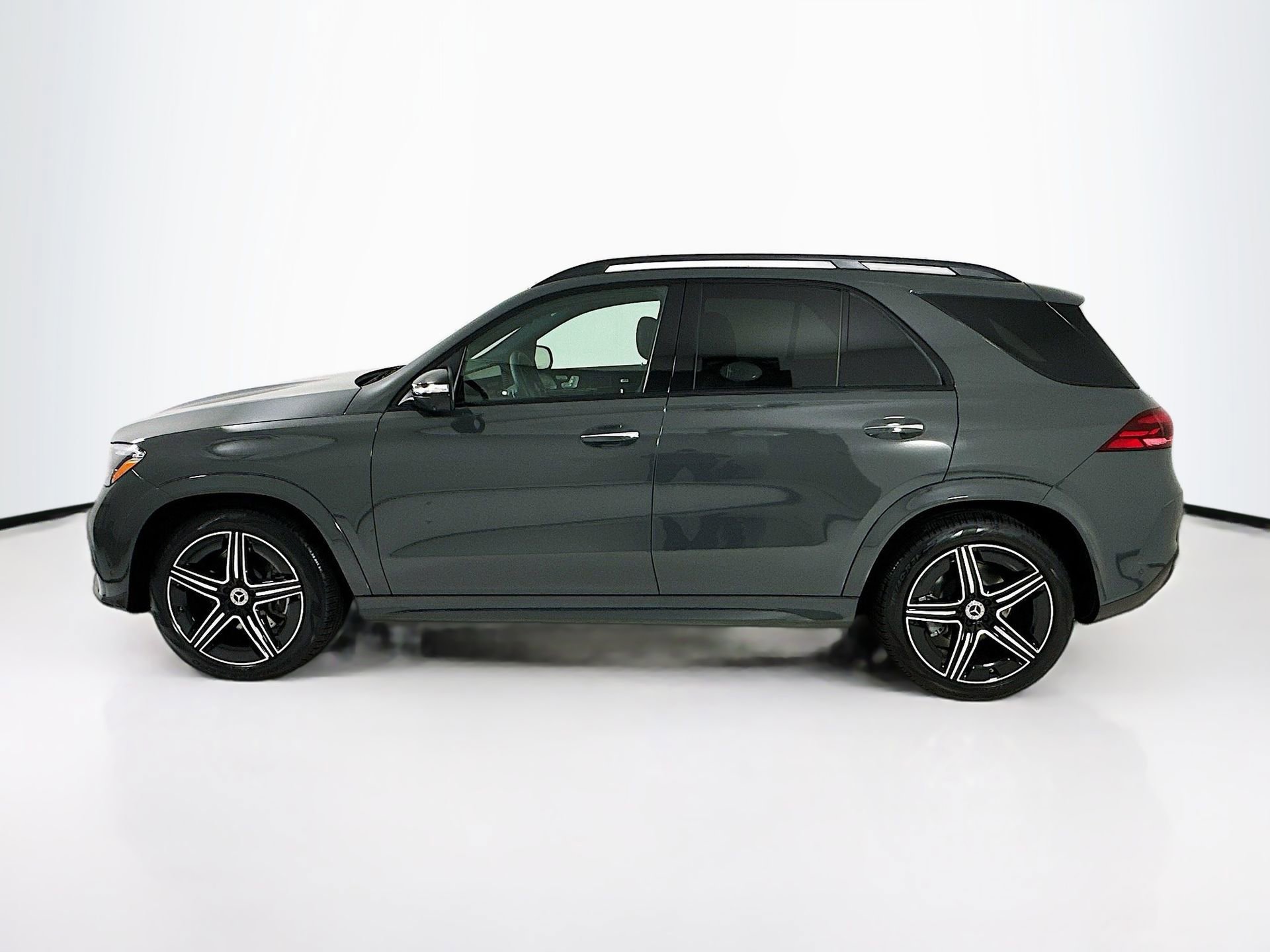 Used 2026 Mercedes-Benz GLE 450 4MATIC image 5